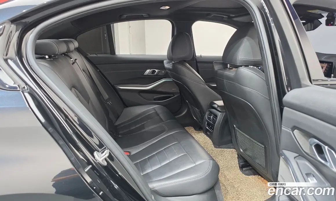 BMW 3 серия 2021 2.0 автомат (гидро), фото 17