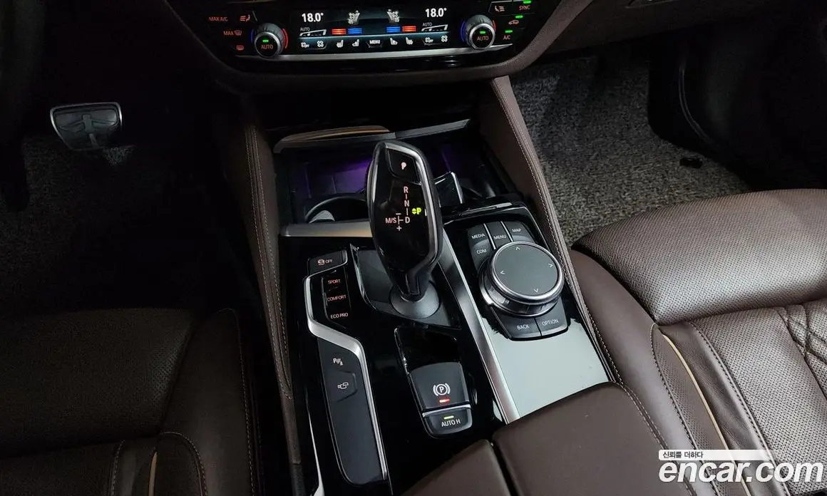 BMW 5 серия 2018 2.0 автомат (гидро), фото 12