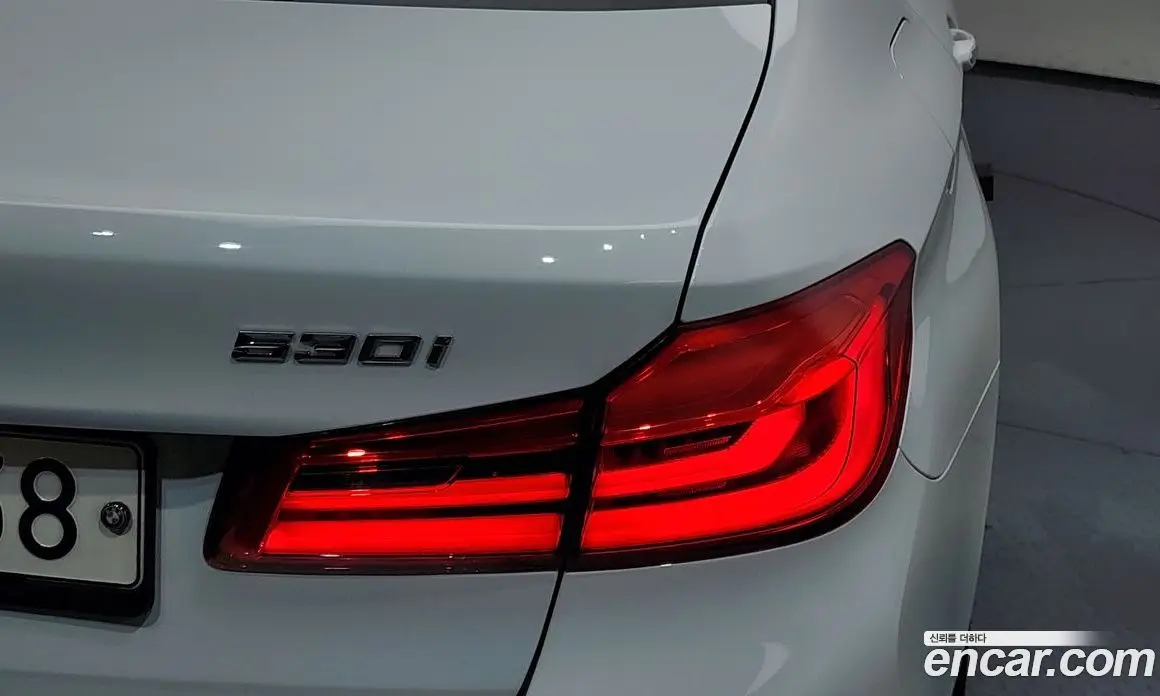 BMW 5 серия 2018 2.0 автомат (гидро), фото 9