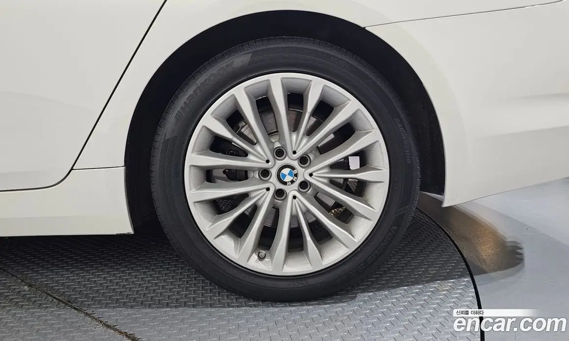 BMW 5 серия 2019 2.0 автомат (гидро), фото 7