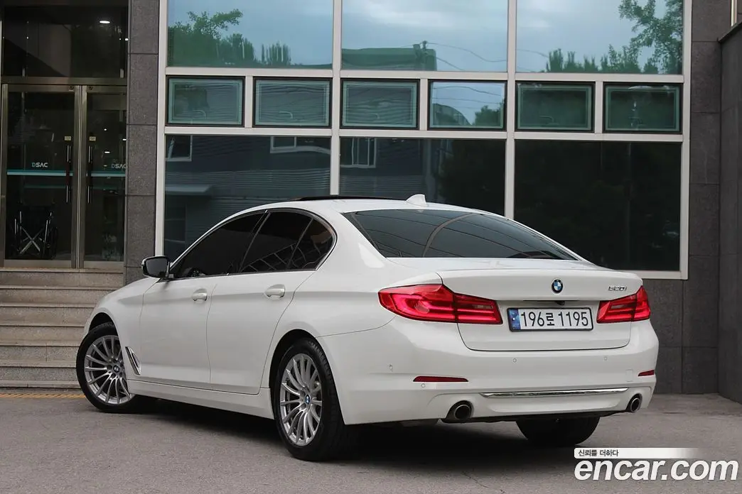 BMW 5 серия 2020 2.0 автомат (гидро), фото 5