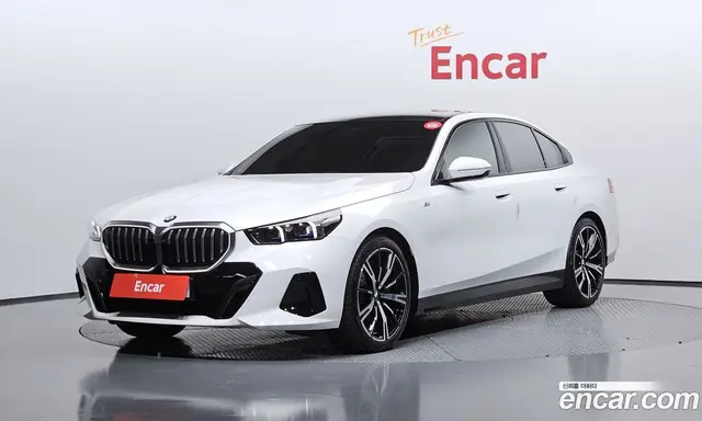 BMW 5 серия, 2024, 7 053 км
