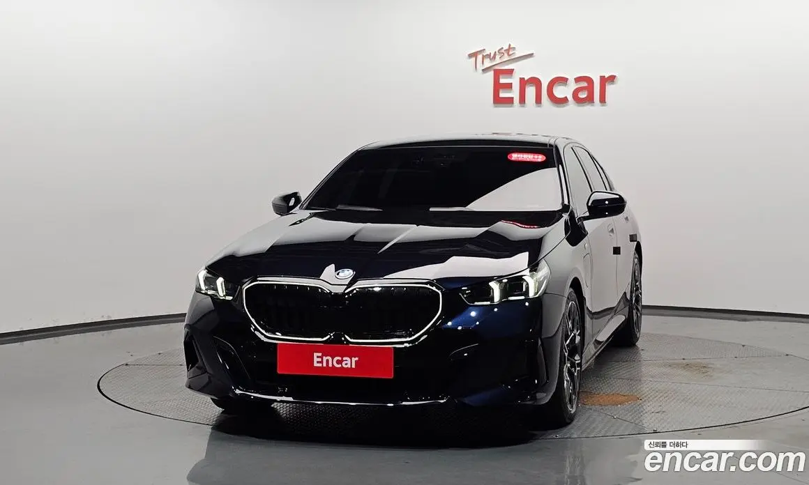 BMW 5 серия 2025 2.0 автомат (гидро), фото 2 BMW 5 серия 2025 2.0 автомат (гидро), фото 2