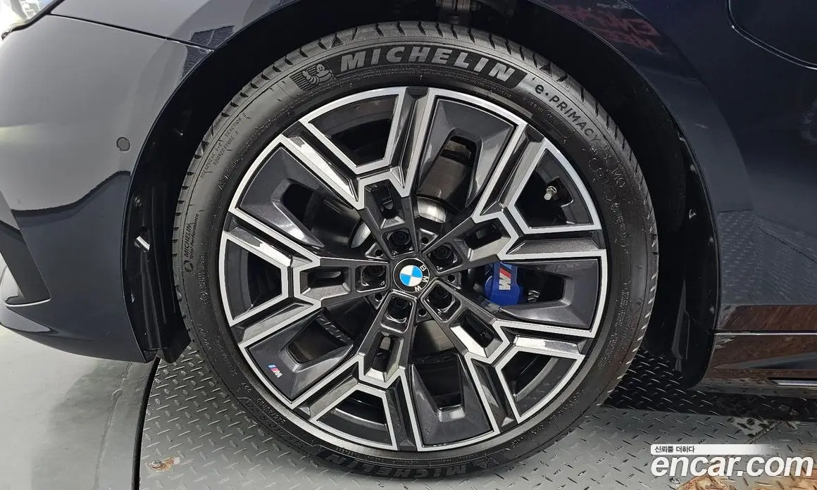 BMW 5 серия 2025 2.0 автомат (гидро), фото 4 BMW 5 серия 2025 2.0 автомат (гидро), фото 4
