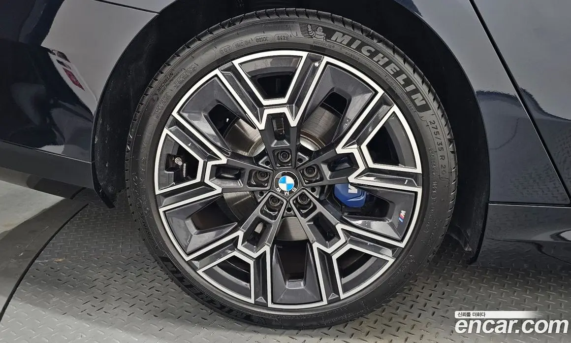 BMW 5 серия 2025 2.0 автомат (гидро), фото 6 BMW 5 серия 2025 2.0 автомат (гидро), фото 6