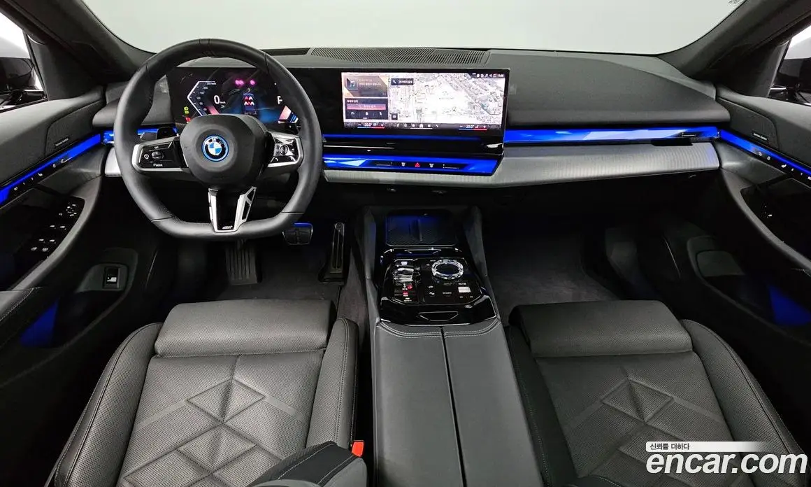 BMW 5 серия 2025 2.0 автомат (гидро), фото 9 BMW 5 серия 2025 2.0 автомат (гидро), фото 9