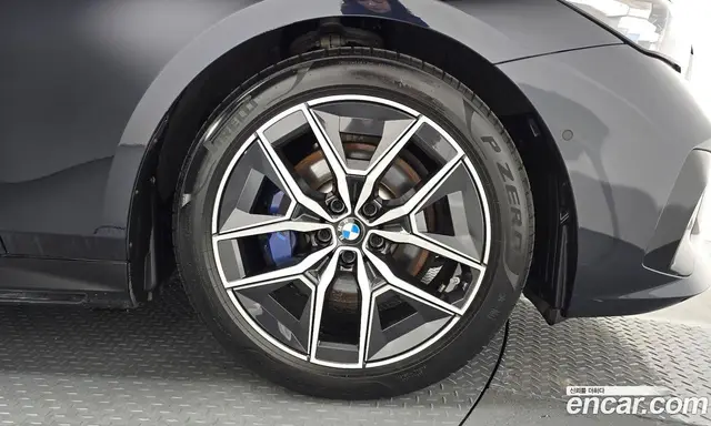 BMW 5 серия 2025 2.0 автомат (гидро), миниатюра 7 BMW 5 серия 2025 2.0 автомат (гидро), миниатюра 7
