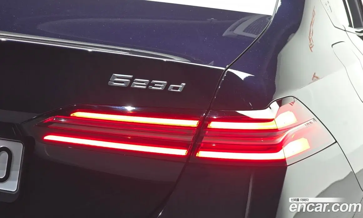 BMW 5 серия 2025 2.0 автомат (гидро), фото 9 BMW 5 серия 2025 2.0 автомат (гидро), фото 9