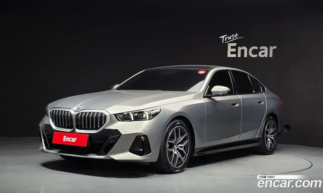 BMW 5 серия, 2026, 5 966 км