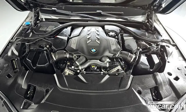 BMW 7 серия 2019 4.4 автомат (гидро), миниатюра 6 BMW 7 серия 2019 4.4 автомат (гидро), миниатюра 6