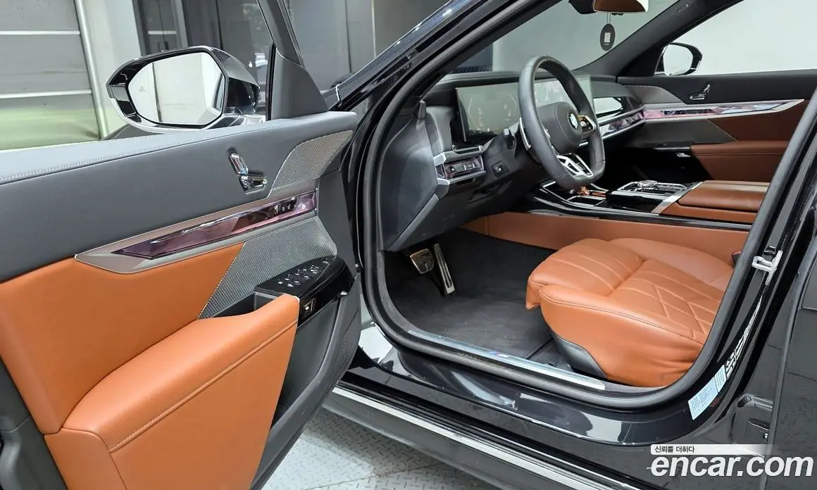 BMW 7 серия 2025 3.0 автомат (гидро), фото 13 BMW 7 серия 2025 3.0 автомат (гидро), фото 13