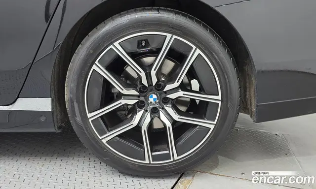 BMW 7 серия 2025 3.0 автомат (гидро), миниатюра 7 BMW 7 серия 2025 3.0 автомат (гидро), миниатюра 7