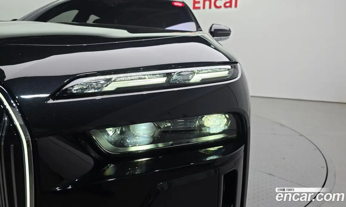 BMW 7 серия 2025 3.0 автомат (гидро), фото 8 BMW 7 серия 2025 3.0 автомат (гидро), фото 8