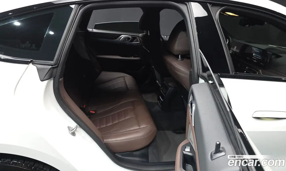BMW i4 2024 0.2 автомат (гидро), фото 17