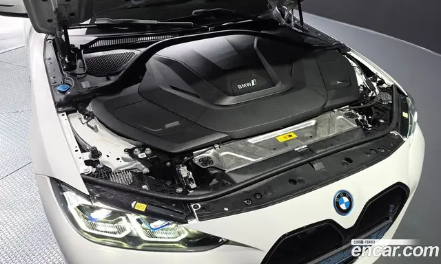 BMW i4 2024 0.2 автомат (гидро), миниатюра 5