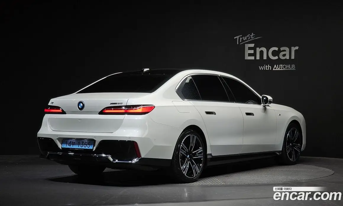 BMW i7 2025 0.3 автомат (гидро), фото 2 BMW i7 2025 0.3 автомат (гидро), фото 2