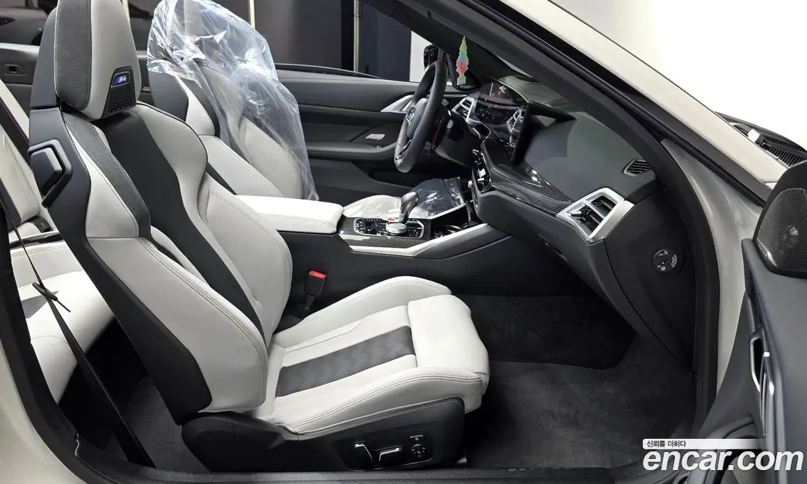 BMW M4 2025 3.0 автомат (гидро), фото 16