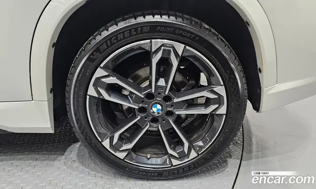 BMW X1 2025 2.0 автомат (гидро), миниатюра 7