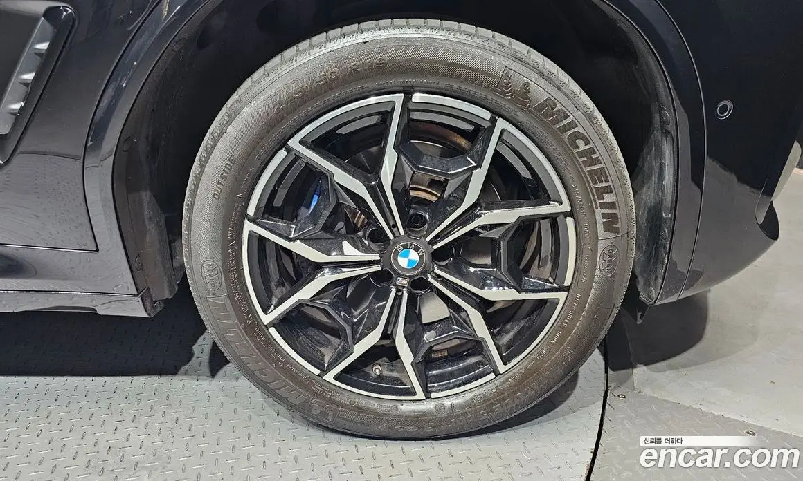 BMW X3 2024 2.0 автомат (гидро), фото 7 BMW X3 2024 2.0 автомат (гидро), фото 7