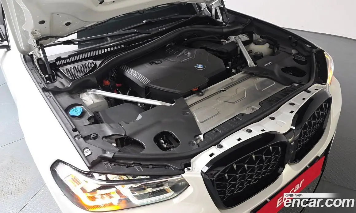BMW X4 2025 2.0 автомат (гидро), фото 5