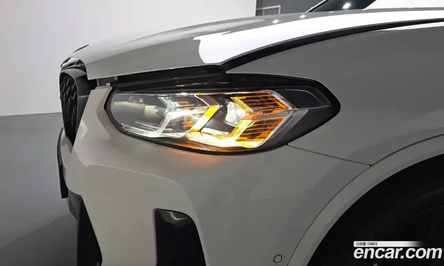 BMW X4 2025 2.0 автомат (гидро), миниатюра 7