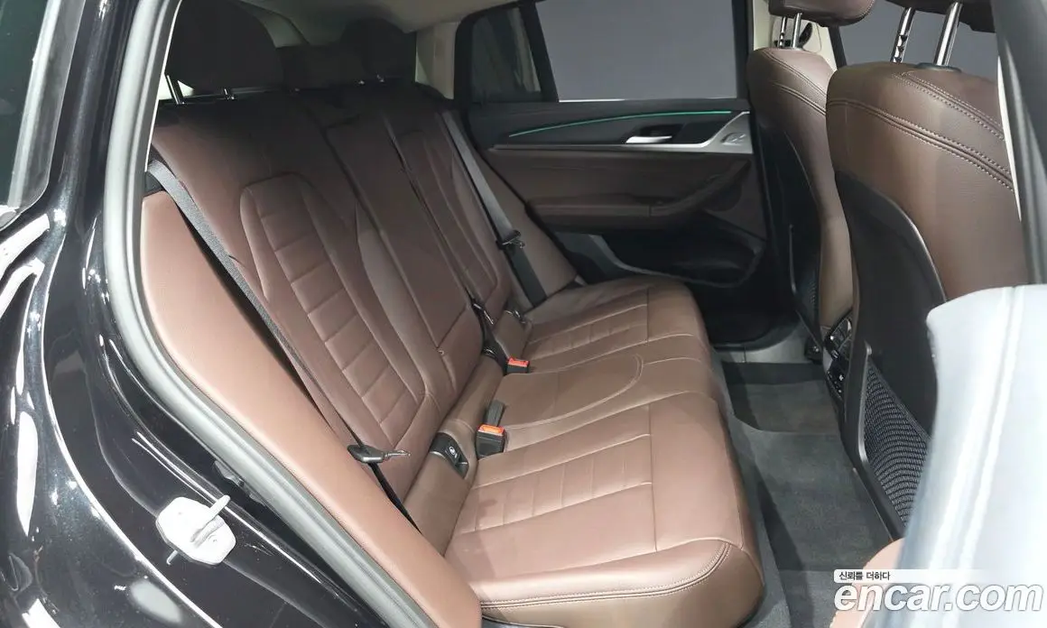 BMW X4 2025 2.0 автомат (гидро), фото 18 BMW X4 2025 2.0 автомат (гидро), фото 18