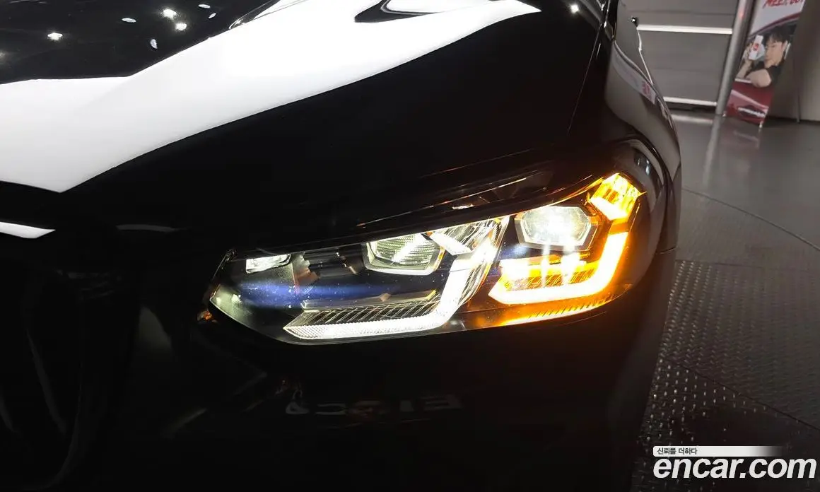 BMW X4 2025 2.0 автомат (гидро), фото 8 BMW X4 2025 2.0 автомат (гидро), фото 8