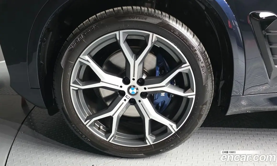 BMW X5 2025 3.0 автомат (гидро), фото 5