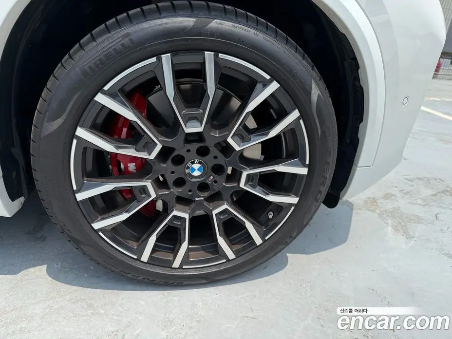 BMW X5 2025 3.0 автомат (гидро), фото 12