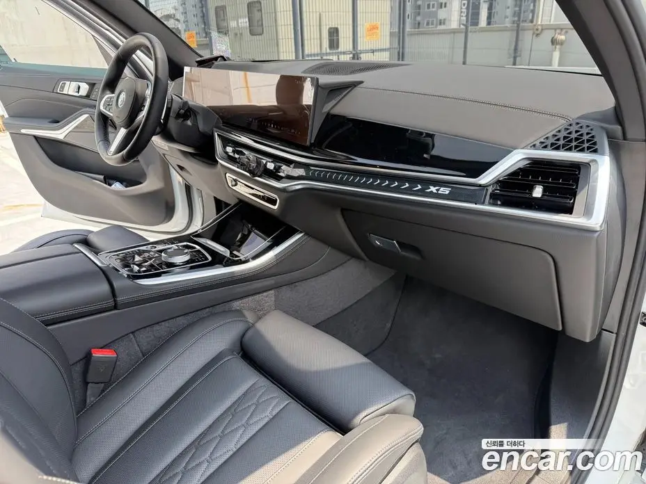 BMW X5 2025 3.0 автомат (гидро), фото 16