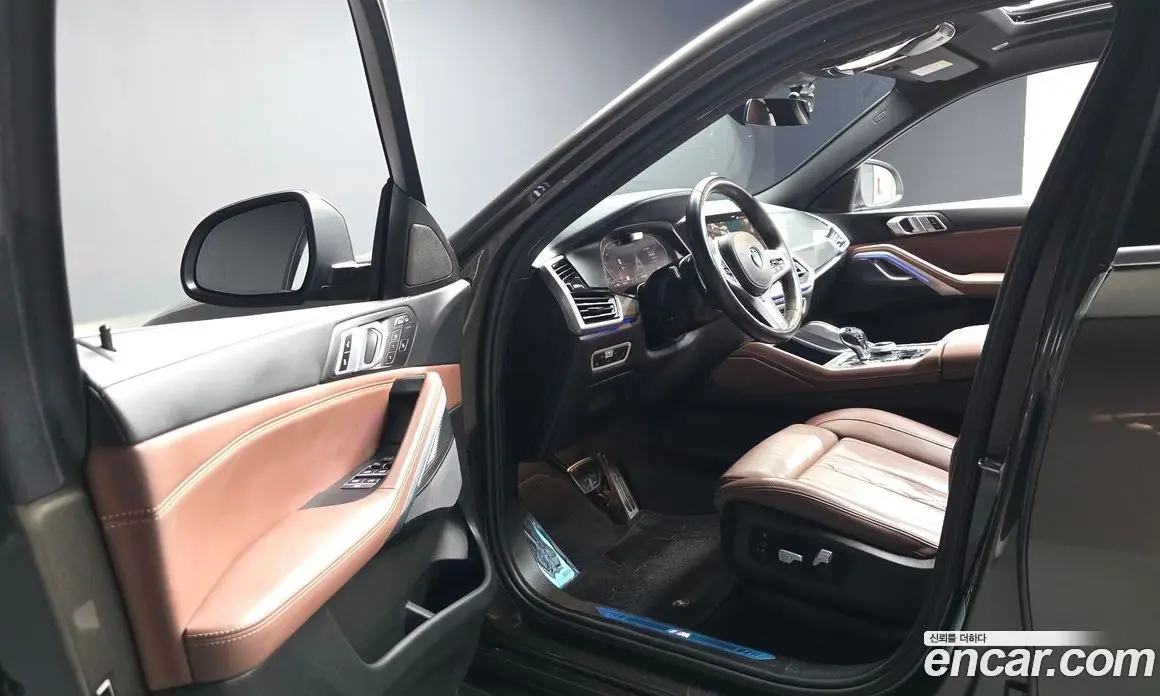 BMW X6 2022 3.0 автомат (гидро), фото 13