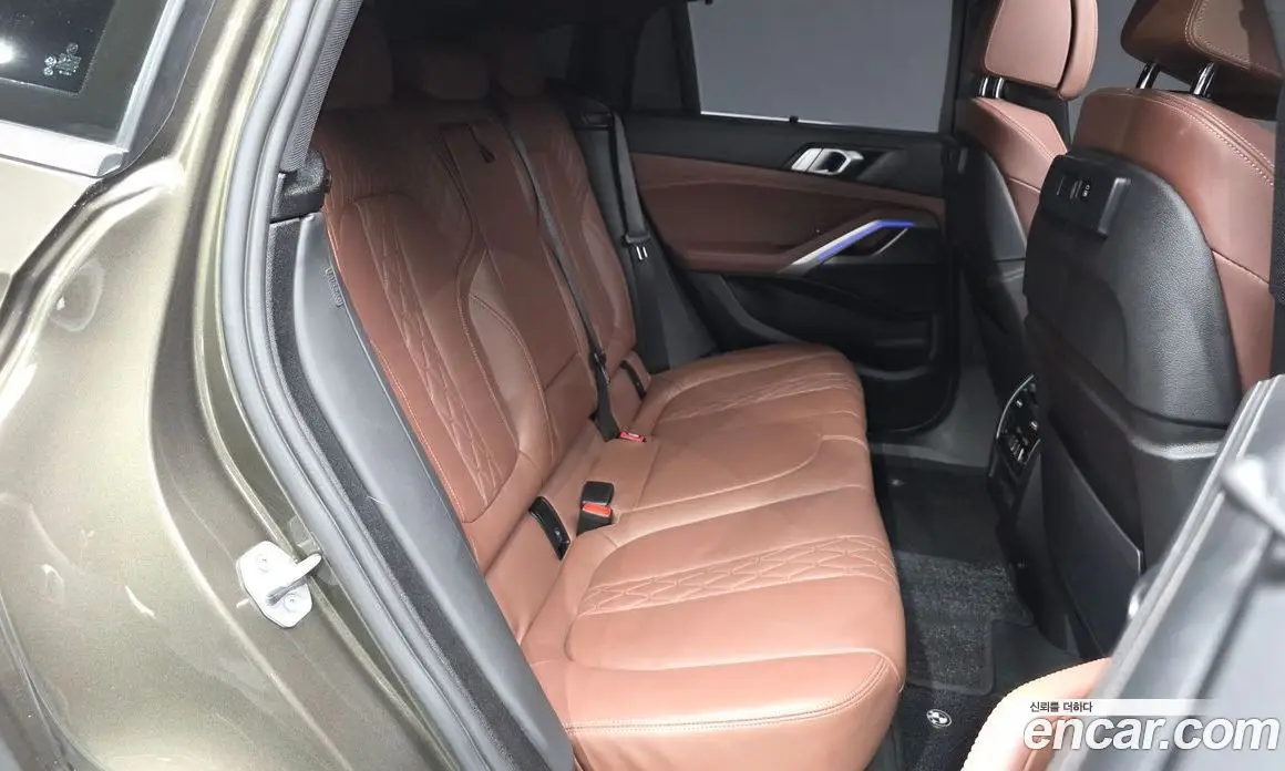 BMW X6 2022 3.0 автомат (гидро), фото 18