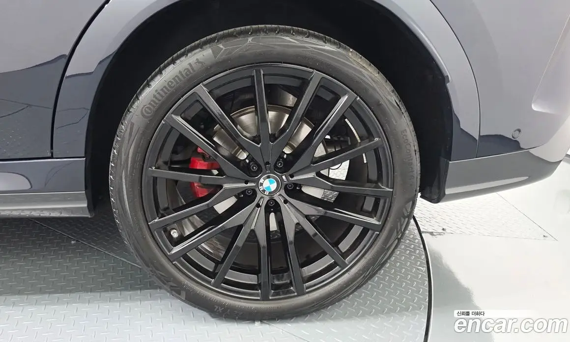 BMW X6 2025 3.0 автомат (гидро), фото 7
