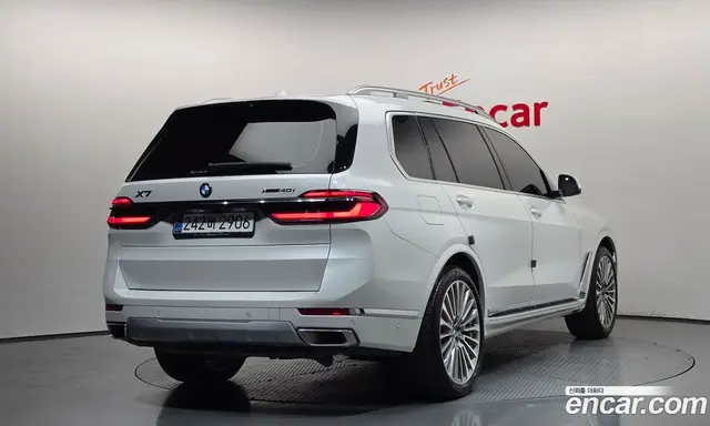 BMW X7 2024 3.0 автомат (гидро), миниатюра 2