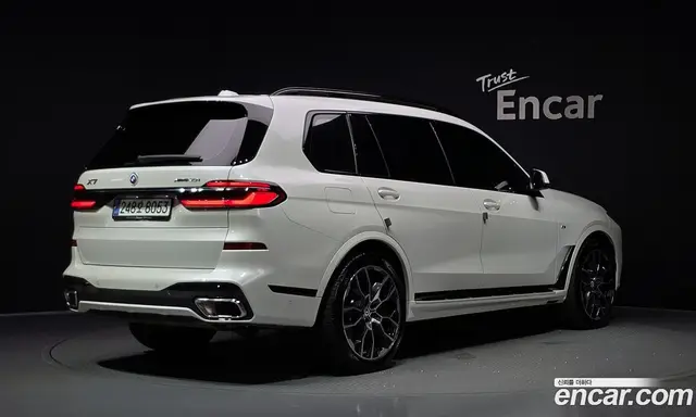 BMW X7 2024 3.0 автомат (гидро), миниатюра 2