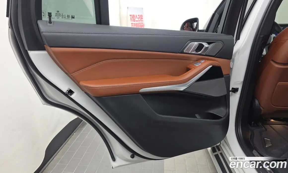 BMW X7 2024 3.0 автомат (гидро), фото 15