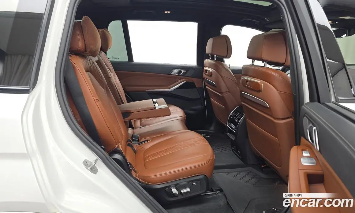 BMW X7 2024 3.0 автомат (гидро), фото 18