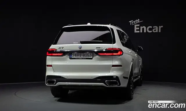 BMW X7 2024 3.0 автомат (гидро), миниатюра 4