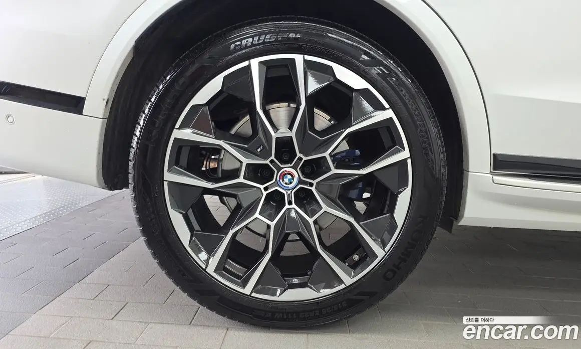 BMW X7 2024 3.0 автомат (гидро), фото 5