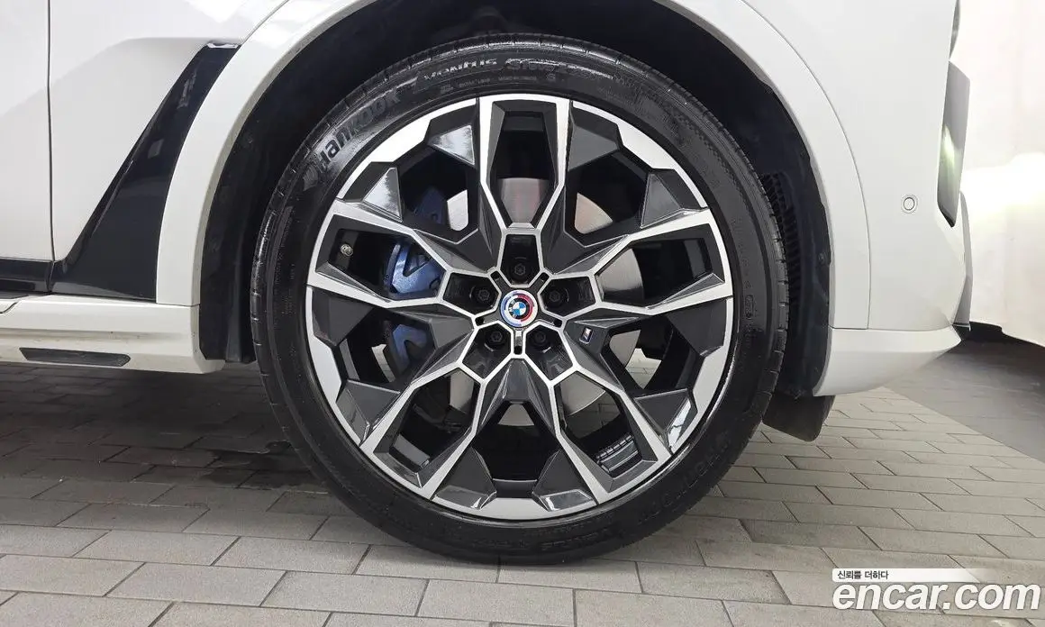 BMW X7 2024 3.0 автомат (гидро), фото 7