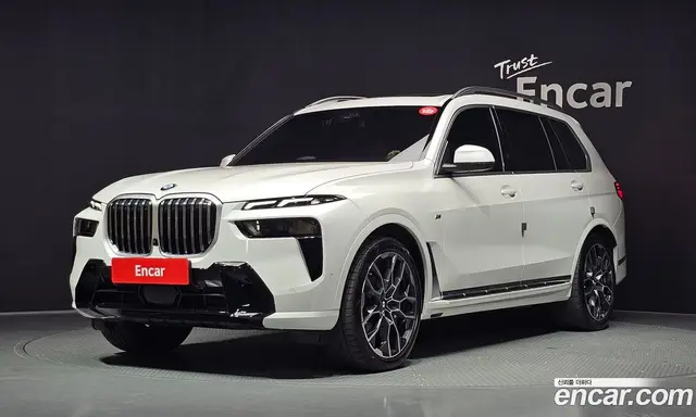 BMW X7, 2025, 30 216 км