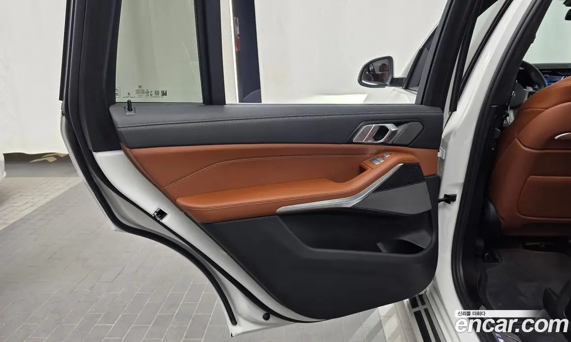 BMW X7 2025 3.0 автомат (гидро), фото 15