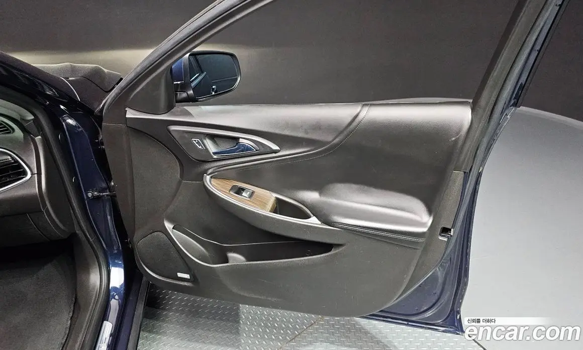 Chevrolet Malibu 2016 2.0 автомат (гидро), фото 14