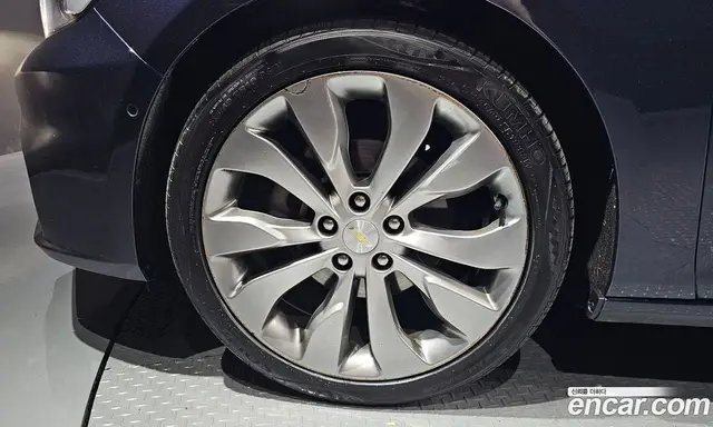 Chevrolet Malibu 2016 2.0 автомат (гидро), миниатюра 5