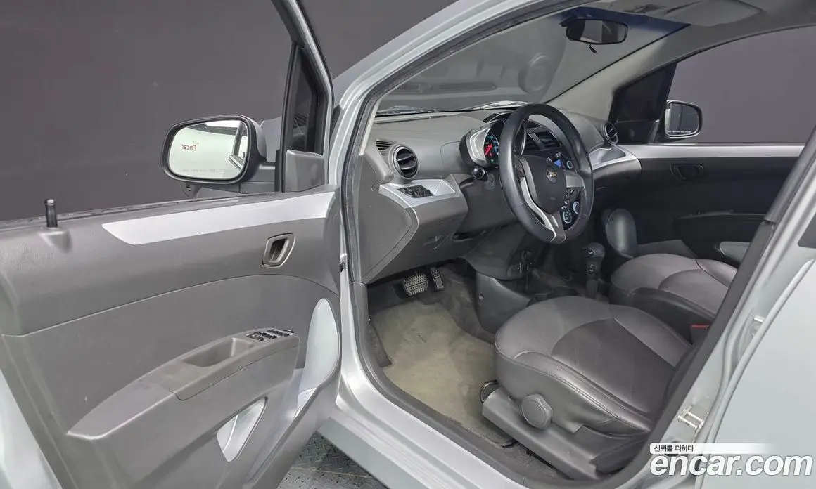 Chevrolet Spark 2013 1.0 автомат (гидро), фото 13