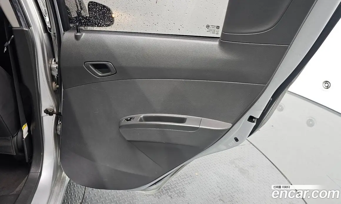 Chevrolet Spark 2014 1.0 автомат (гидро), фото 15