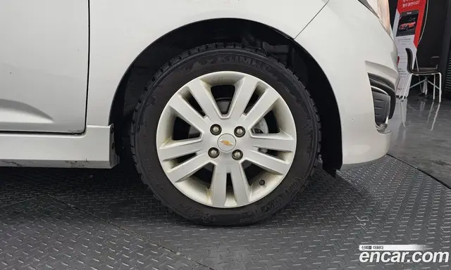 Chevrolet Spark 2014 1.0 автомат (гидро), миниатюра 7