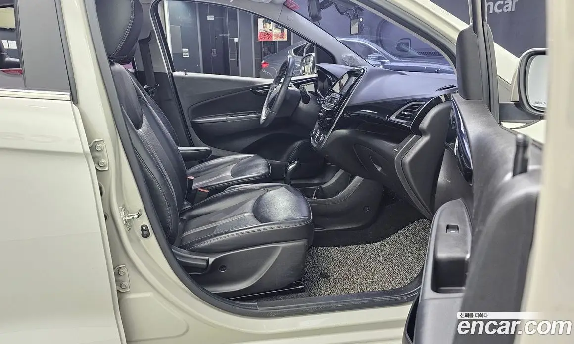 Chevrolet Spark 2019 1.0 автомат (гидро), фото 17