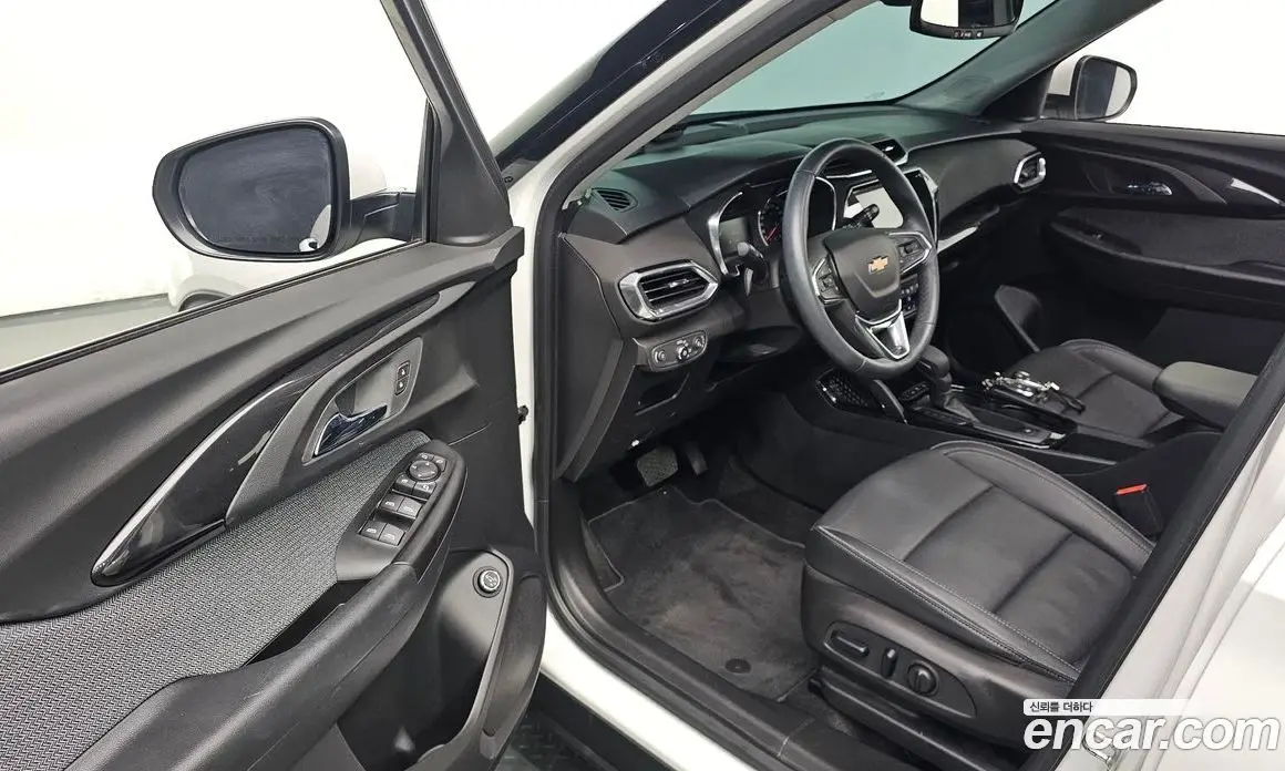Chevrolet TrailBlazer 2022 1.3 автомат (гидро), фото 12 Chevrolet TrailBlazer 2022 1.3 автомат (гидро), фото 12