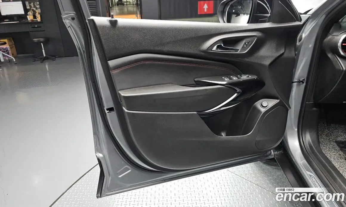 Chevrolet Trax 2023 1.2 автомат (гидро), фото 14